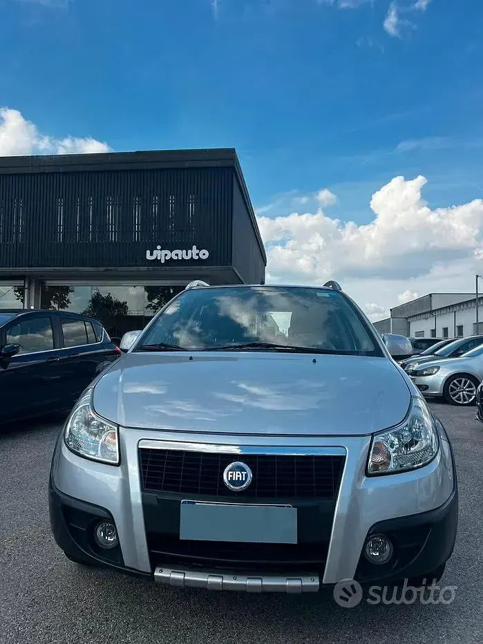 Usata Fiat Sedici 107 CV (78 kW) 2008 SUV