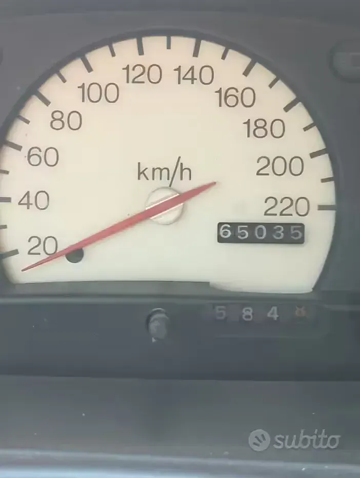 Usata Ford Fiesta 75 CV (55 kW) 1998 Bluazzurro Utilitaria