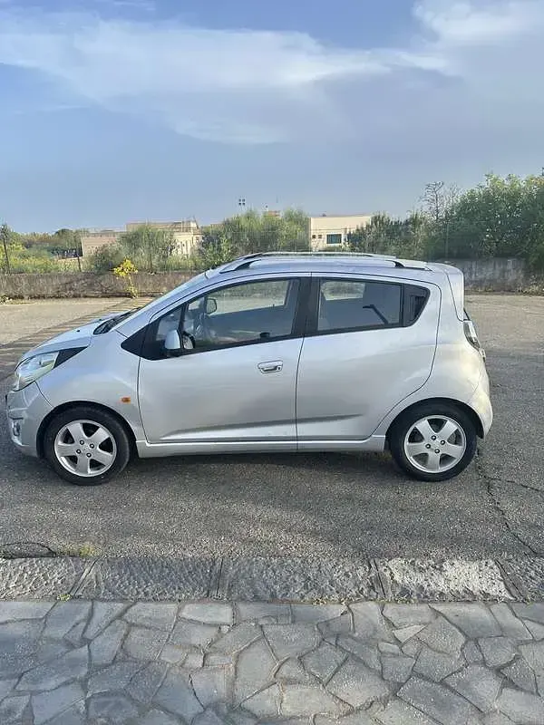 Usata Chevrolet Spark LT 82 CV (60 kW) 2011 Grigio Utilitaria