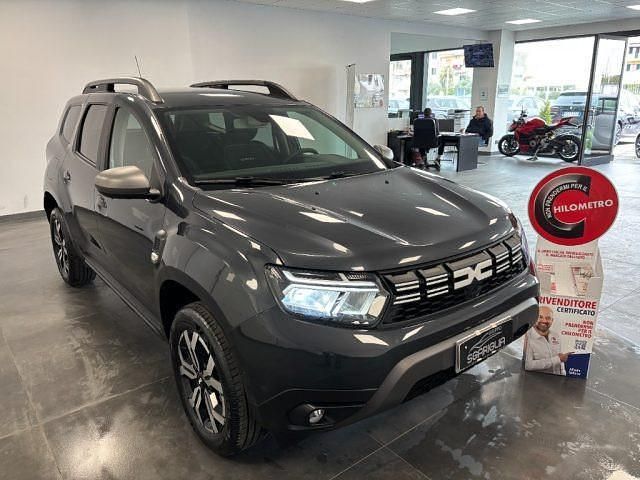 Usata Dacia Duster Journey 101 CV (74 kW) 2023 Grigio SUV