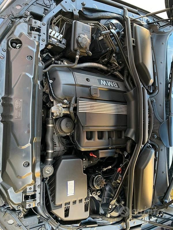 Usata BMW 525 2004 Blu Berlina