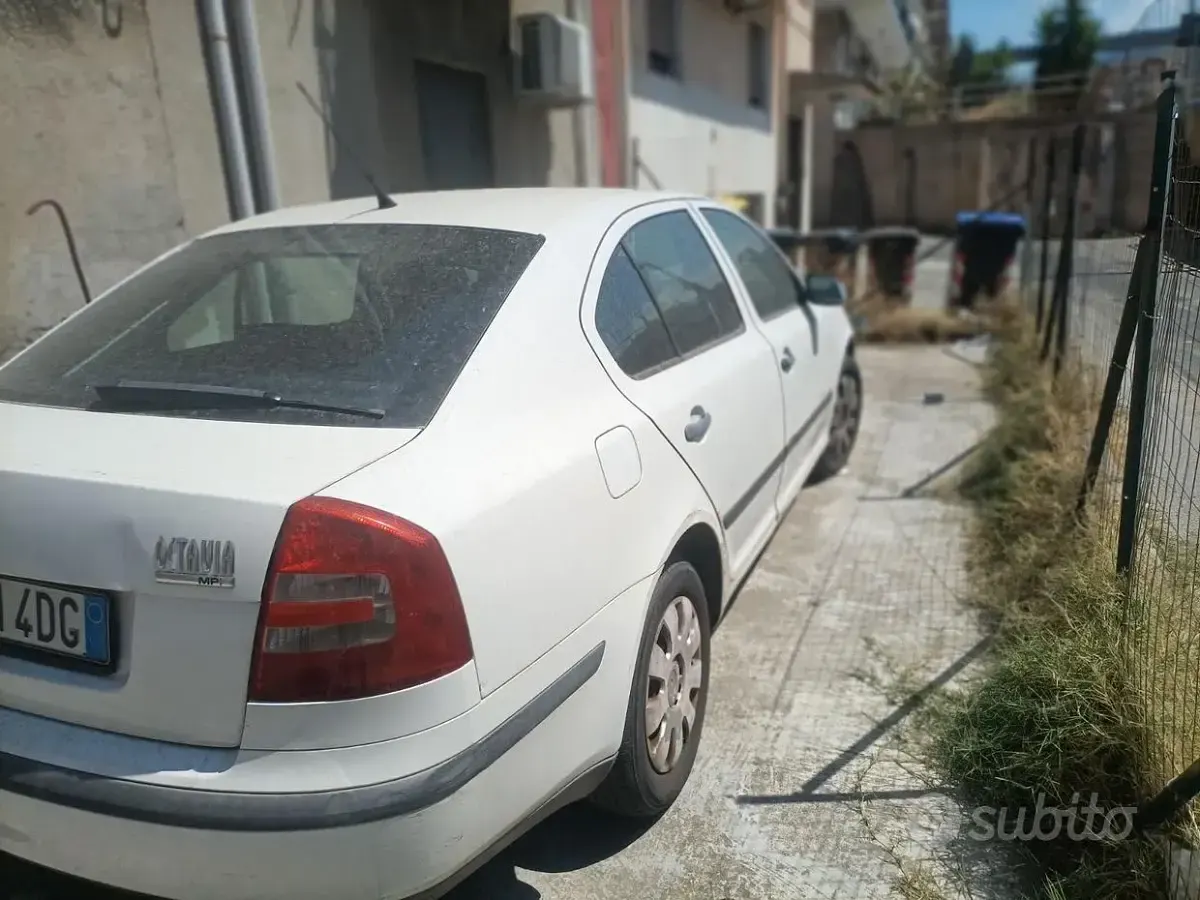 Usata Skoda Octavia 102 CV (75 kW) 2006 Bianco Berlina