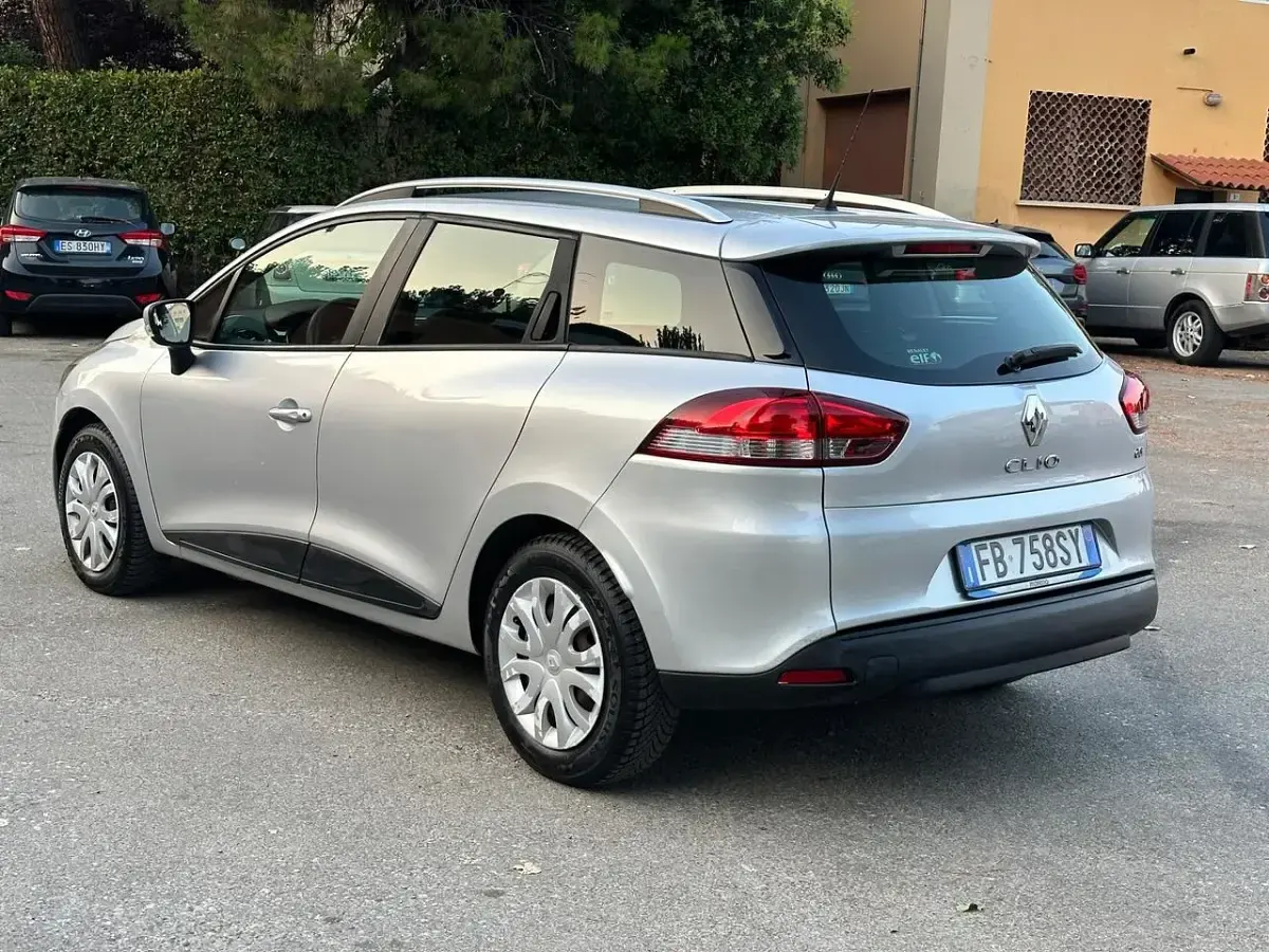 Usata Renault Clio 75 CV (55 kW) 2015 Argento Station wagon