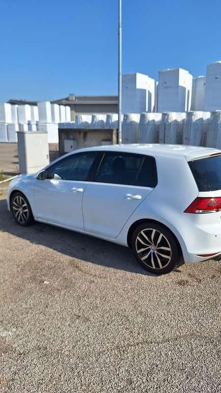 Usata VW Golf VII Highline 110 CV (80 kW) 2013 Bianco Berlina