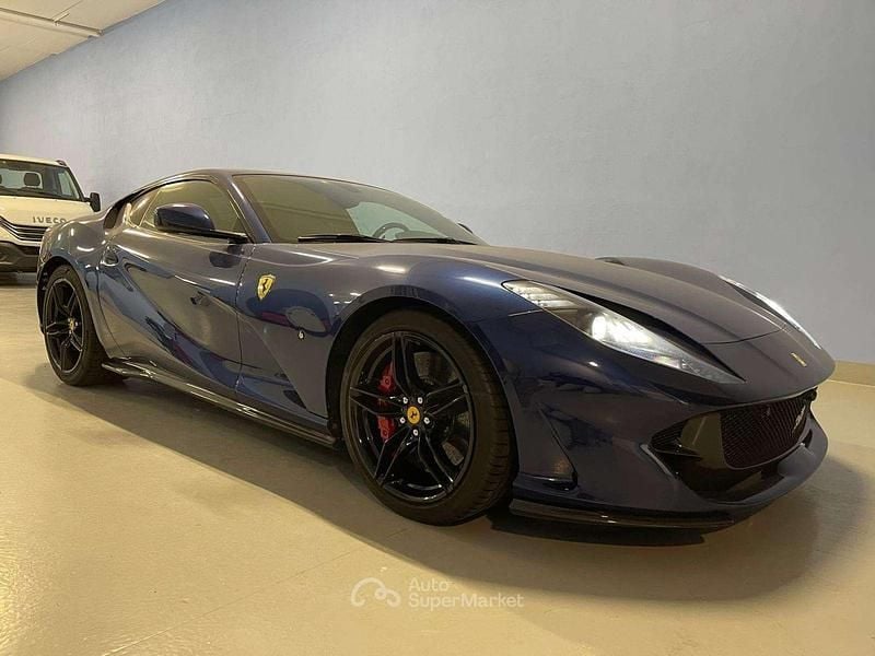 Usata Ferrari 812 799 CV (587 kW) 2017 Blu/azzurro Coupé