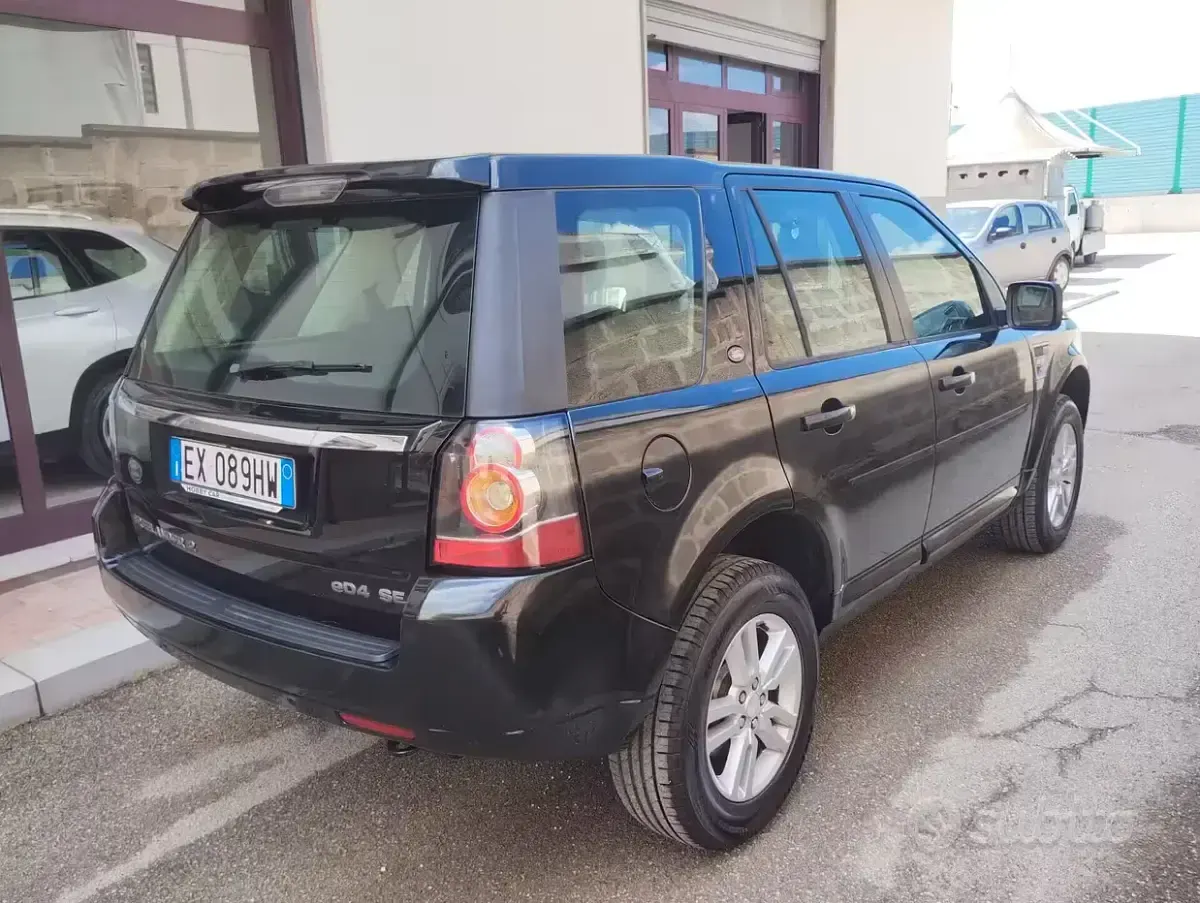 Usata Land Rover Freelander 2 150 CV (110 kW) 2014 Nero SUV