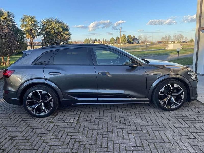 Usata Audi e-tron Sport 369 kW (503 CV) 2021 Grigio SUV