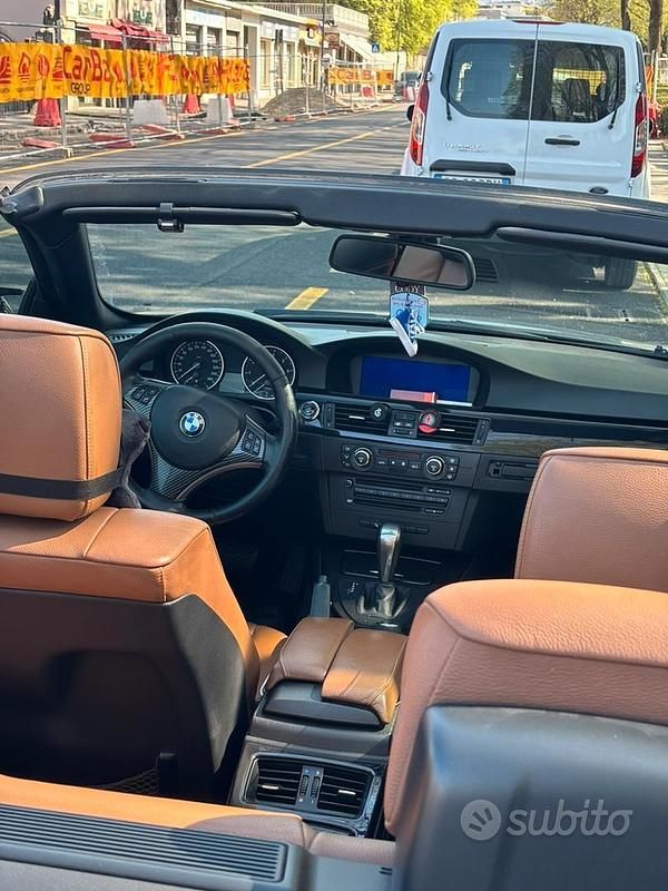 Usata BMW 320 Cabriolet Efficient Dynamics 2008 Nero Cabrio