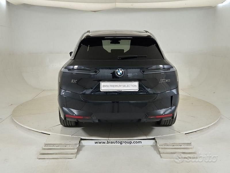 Usata BMW iX Efficient Dynamics 455 kW (619 CV) 2024 Nero SUV