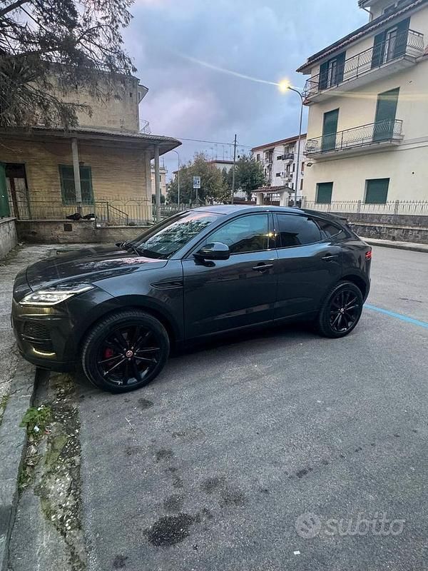 Usata Jaguar E-Pace SE 2022 Grigio SUV