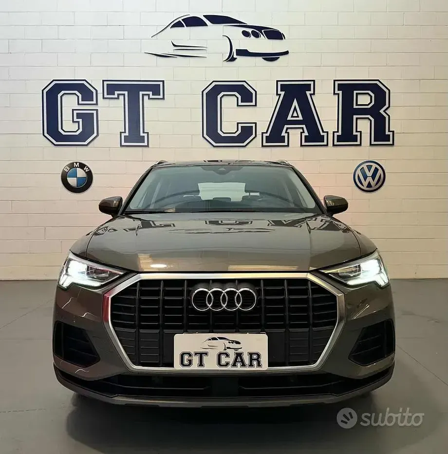 Usata Audi Q3 Ambiente 150 CV (110 kW) 2022 Grigio SUV