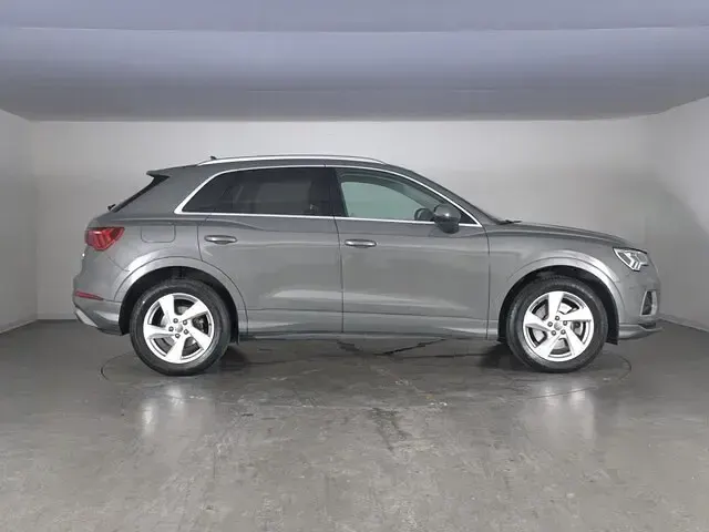 Usata Audi Q3 Business 190 CV (139 kW) 2019 Grigio chronos metallizzato SUV