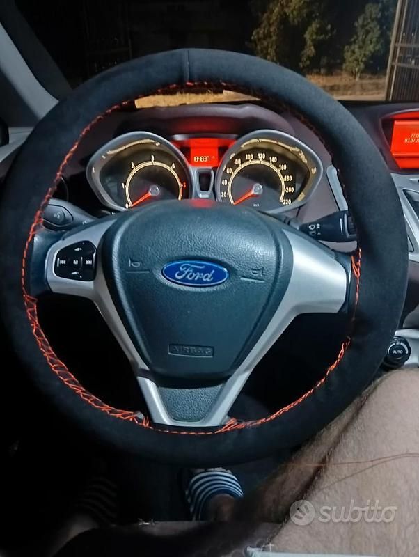 Usata Ford Fiesta 68 CV (50 kW) 2009 Utilitaria