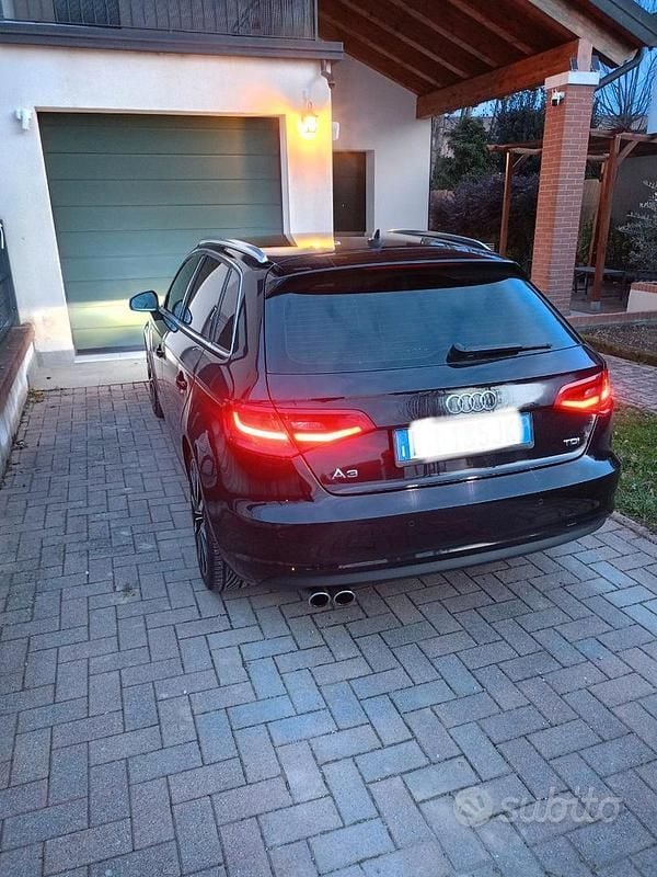 Nero Usata 2013 Audi A3 Berlina | 10.500 € (Buon prezzo) - Immagine 1/4
