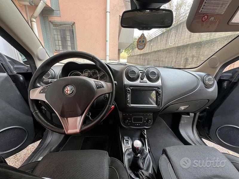 Usado Alfa Romeo MiTo 95 CV (69 kW) 2010 Negro Utilitario