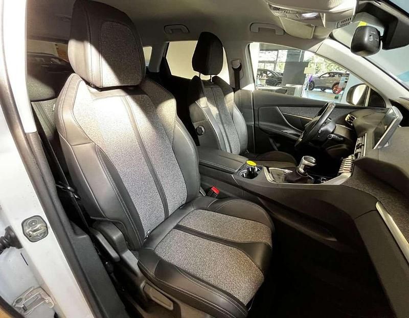 Usata Peugeot 3008 Allure 131 CV (96 kW) 2018 Bianco SUV