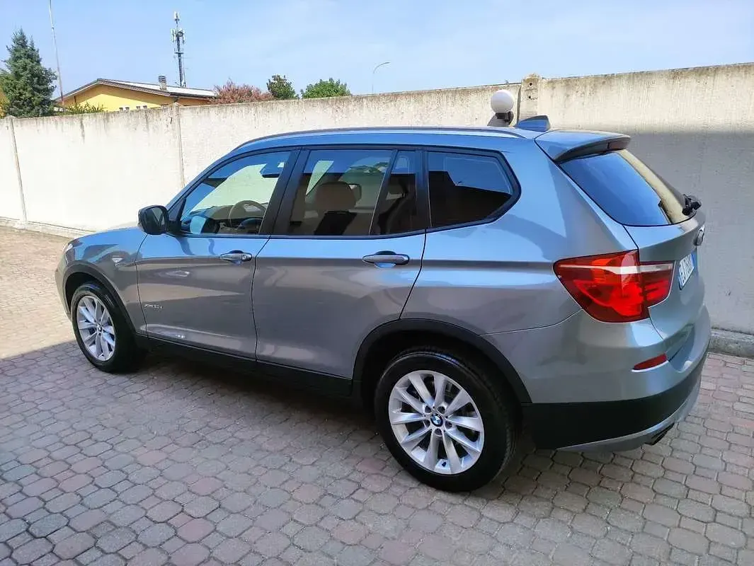 Usata BMW X3 Efficient Dynamics 184 CV (135 kW) 2011 Argento SUV