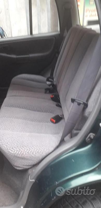 Usata Suzuki Grand Vitara 109 CV (80 kW) 2001 Verde SUV