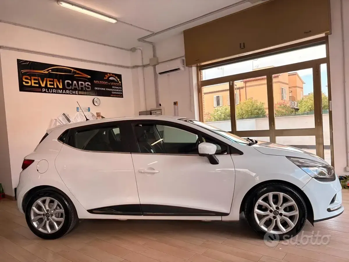 Usata Renault Clio IV Intens 75 CV (55 kW) 2016 Bianco Berlina
