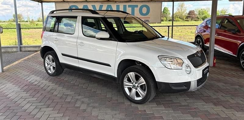Bianco Usata 2011 Skoda Yeti Adventure SUV | 6490 € (Ottimo prezzo) - Immagine 1/4