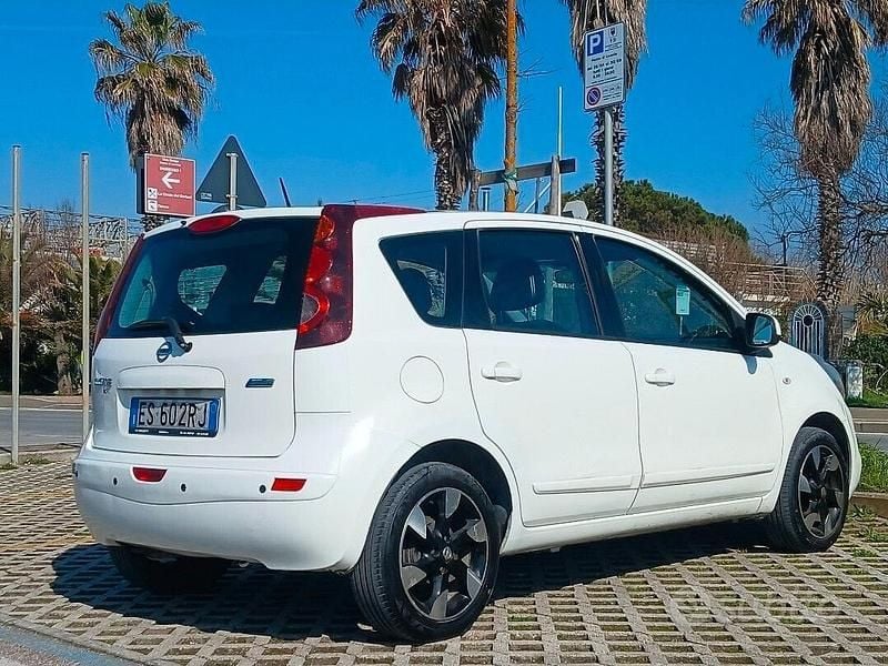 Usata Nissan Note 90 CV (66 kW) 2013 Bianco Utilitaria