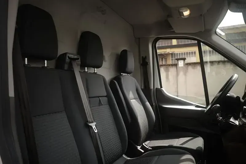 Usata Ford Transit 131 CV (96 kW) 2024 Bianco Furgone