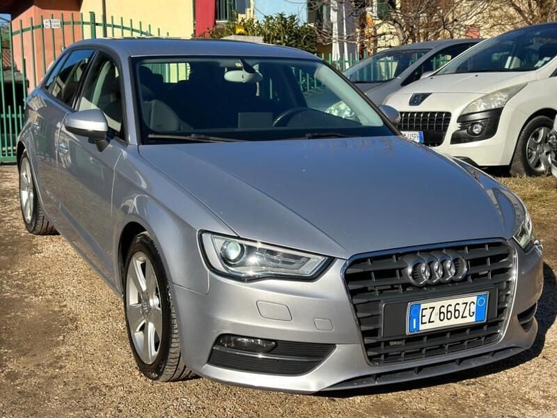 Usata Audi A3 Ambiente 110 CV (80 kW) 2015 Argento Berlina