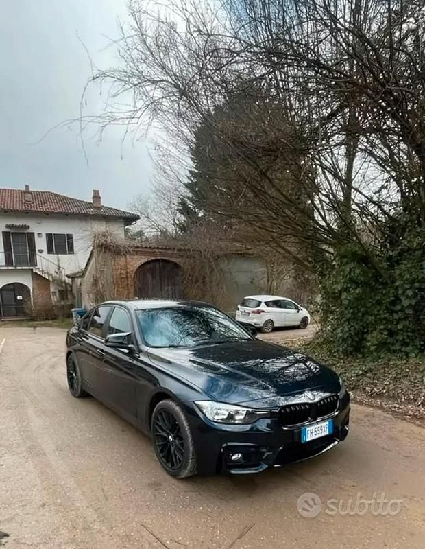 Usata BMW 318 M Sport 150 CV (110 kW) 2017 Blu Berlina