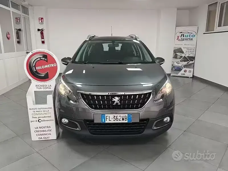 Usata Peugeot 2008 Active 75 CV (55 kW) 2017 Grigio SUV