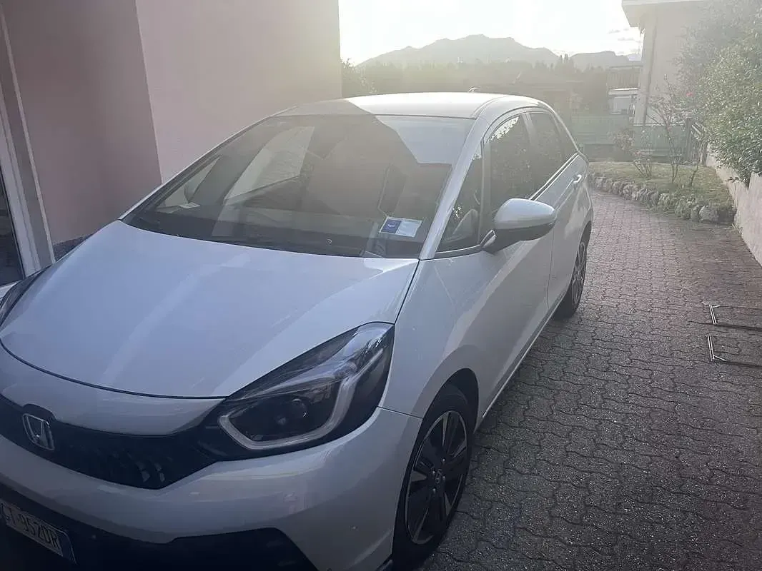 Usata Honda Jazz Advance 107 CV (78 kW) 2024 Argento Utilitaria