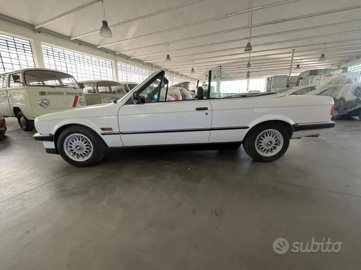 Usata BMW 320 Cabriolet 126 CV (92 kW) 1987 Bianco Cabrio