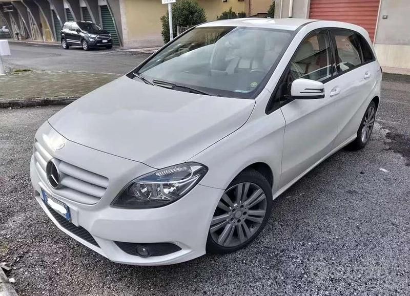 Usata Mercedes B180 Executive 109 CV (80 kW) 2012 Bianco Monovolume