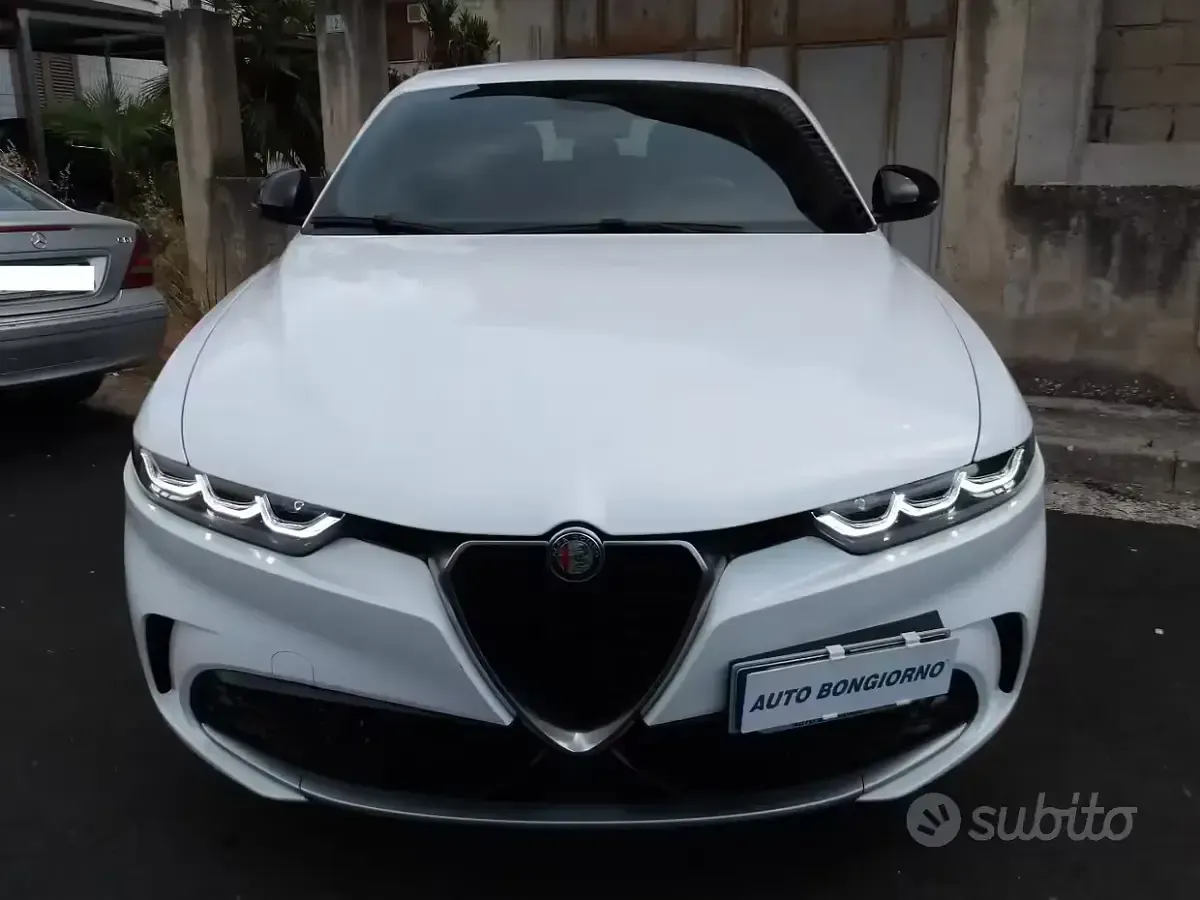 Usata Alfa Romeo Tonale Ti 131 CV (96 kW) 2024 Bianco SUV