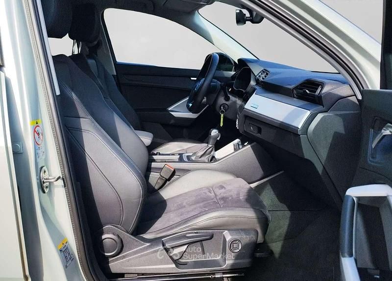 Usata Audi Q3 Sportback S-Line 150 CV (110 kW) 2023 Grigio SUV