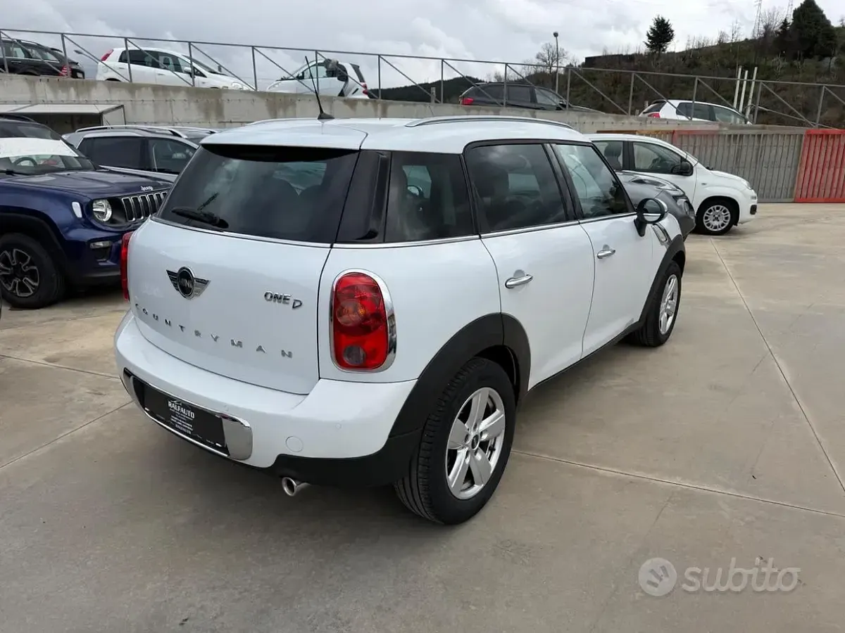 Usata Mini Cooper D Countryman 90 CV (66 kW) 2014 Bianco SUV