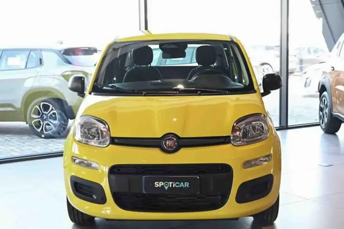 Nouvelle Fiat Panda Pop 69 ch (50 kW) 2025 Jaune Citadine