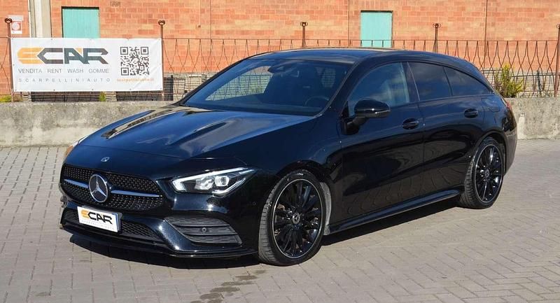 Nero Usata 2022 Mercedes CLA200 Shooting Brake Station wagon | 27.990 € (Buon prezzo) - Immagine 1/4