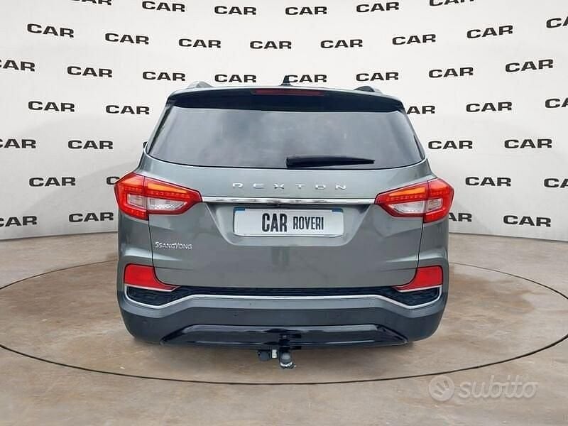 Usata Ssangyong (KGM) Rexton 181 CV (133 kW) 2019 Nero SUV