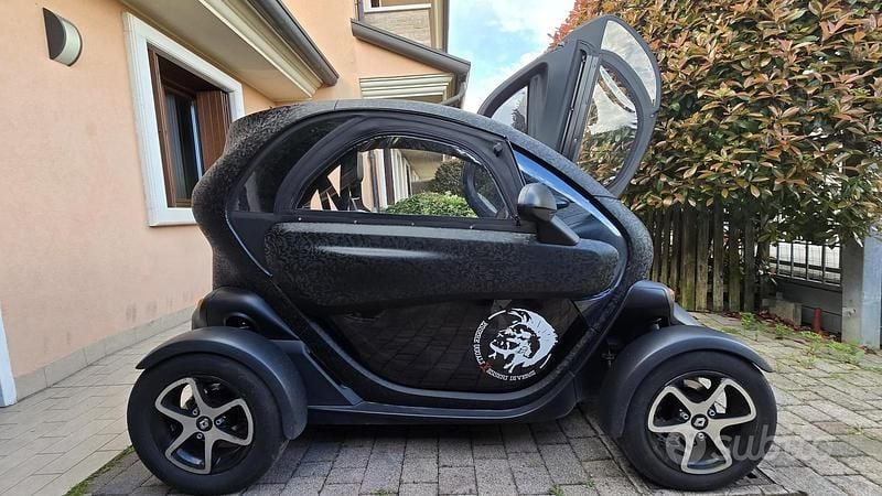 Usata Renault Twizy 12 kW (17 CV) 2014 Nero Utilitaria