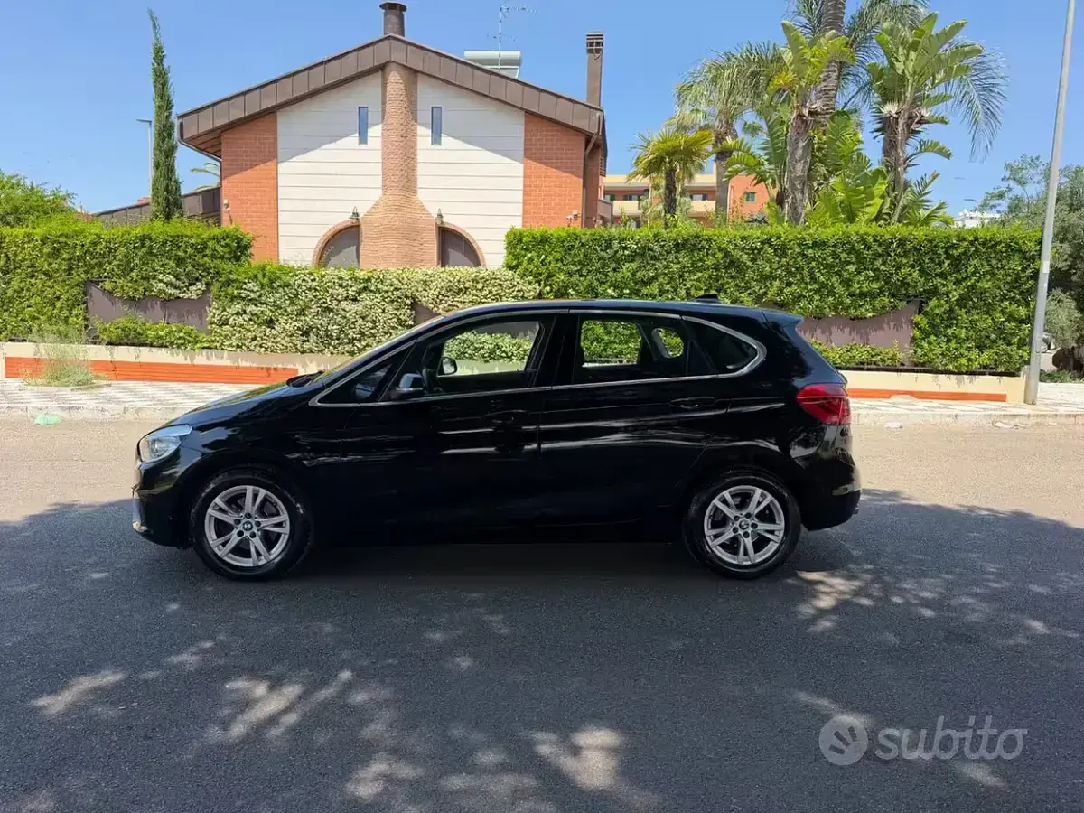 Usata BMW 216 Active Tourer Luxury Line 116 CV (85 kW) 2018 Bluazzurro Monovolume