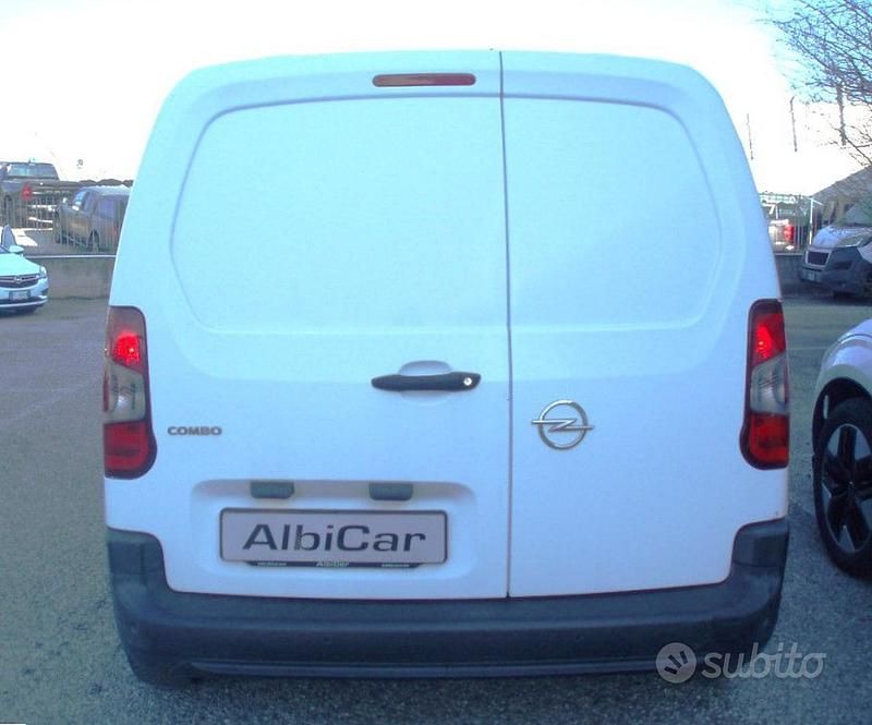 Usata Opel Combo S 110 CV (80 kW) 2020 Bianco Monovolume