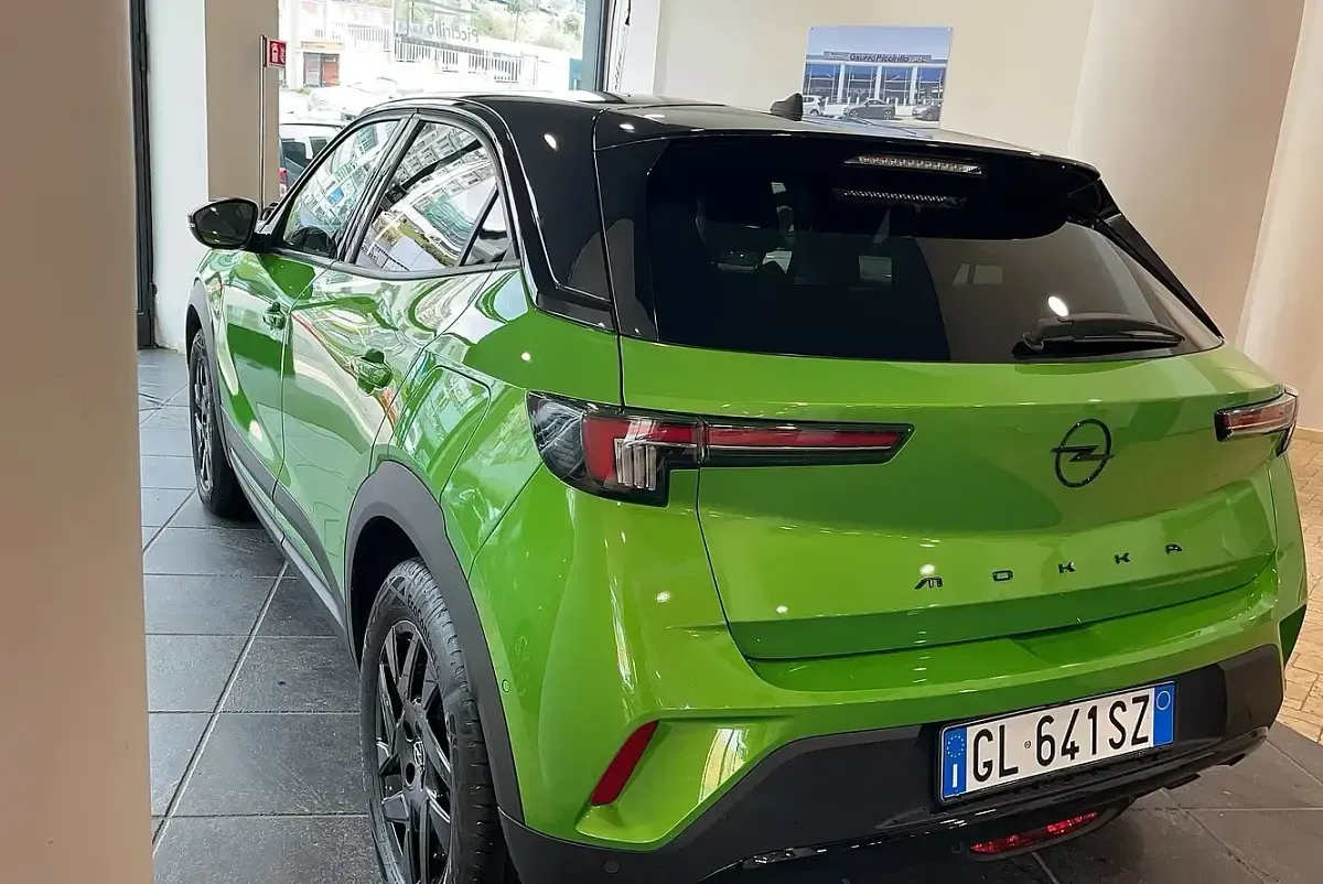 Usata Opel Mokka GS Line 101 CV (74 kW) 2022 Mamba green SUV