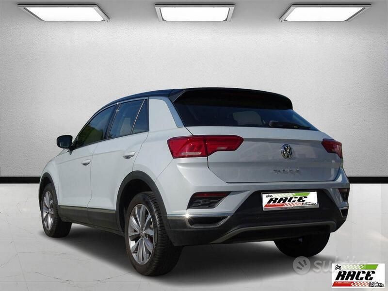 Usata VW T-Roc Style 117 CV (86 kW) 2019 Bianco SUV