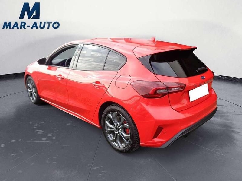 Usata Ford Focus ST-Line X 155 CV (114 kW) 2023 Rosso Utilitaria