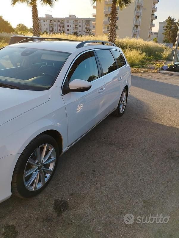 Usata VW Passat 110 CV (80 kW) 2012 Bianco Station wagon