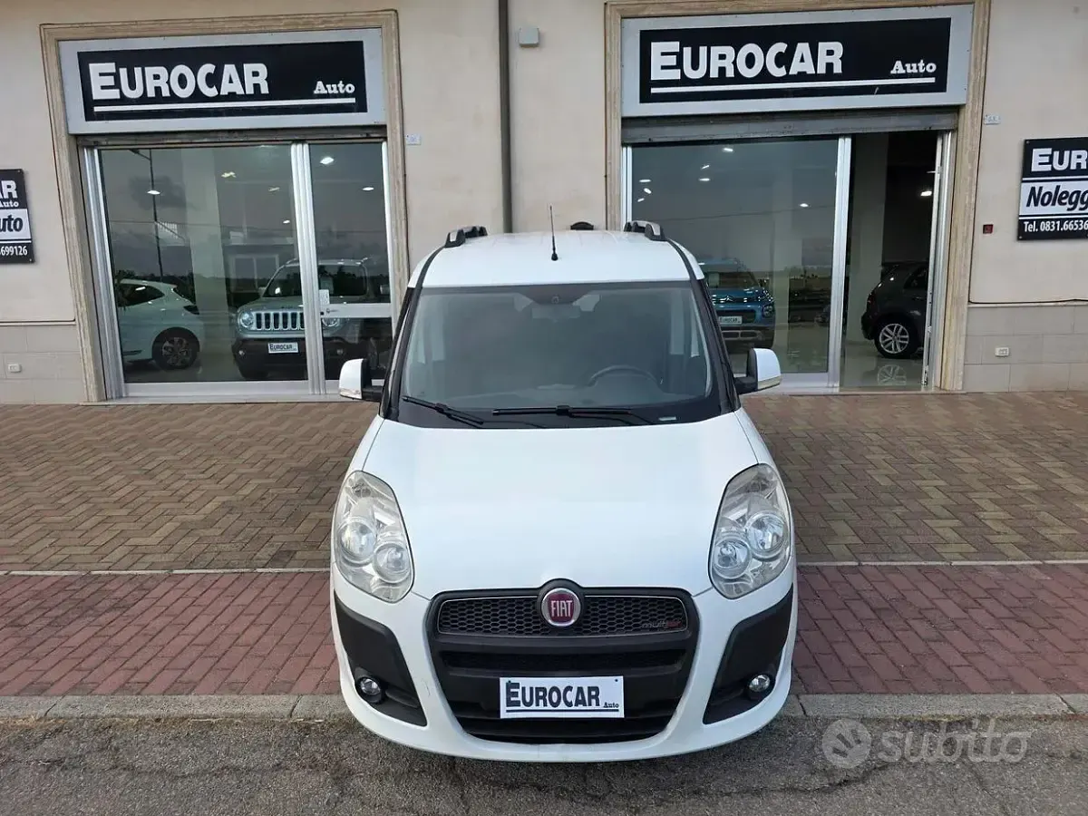 Usata Fiat Doblò Easy 105 CV (77 kW) 2015 Bianco Monovolume