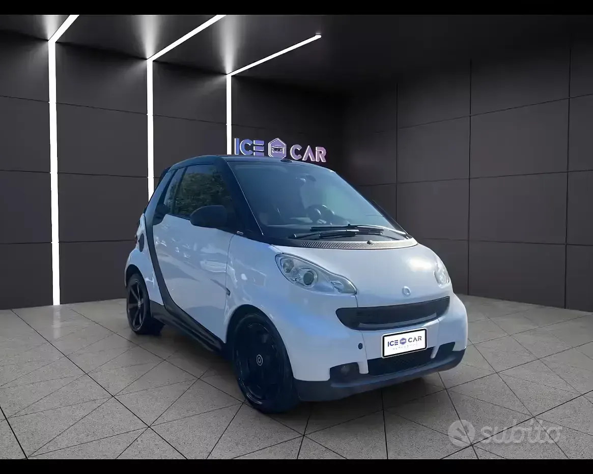 Usata Smart ForTwo Cabrio Pulse 54 CV (39 kW) 2010 Bianco Cabrio
