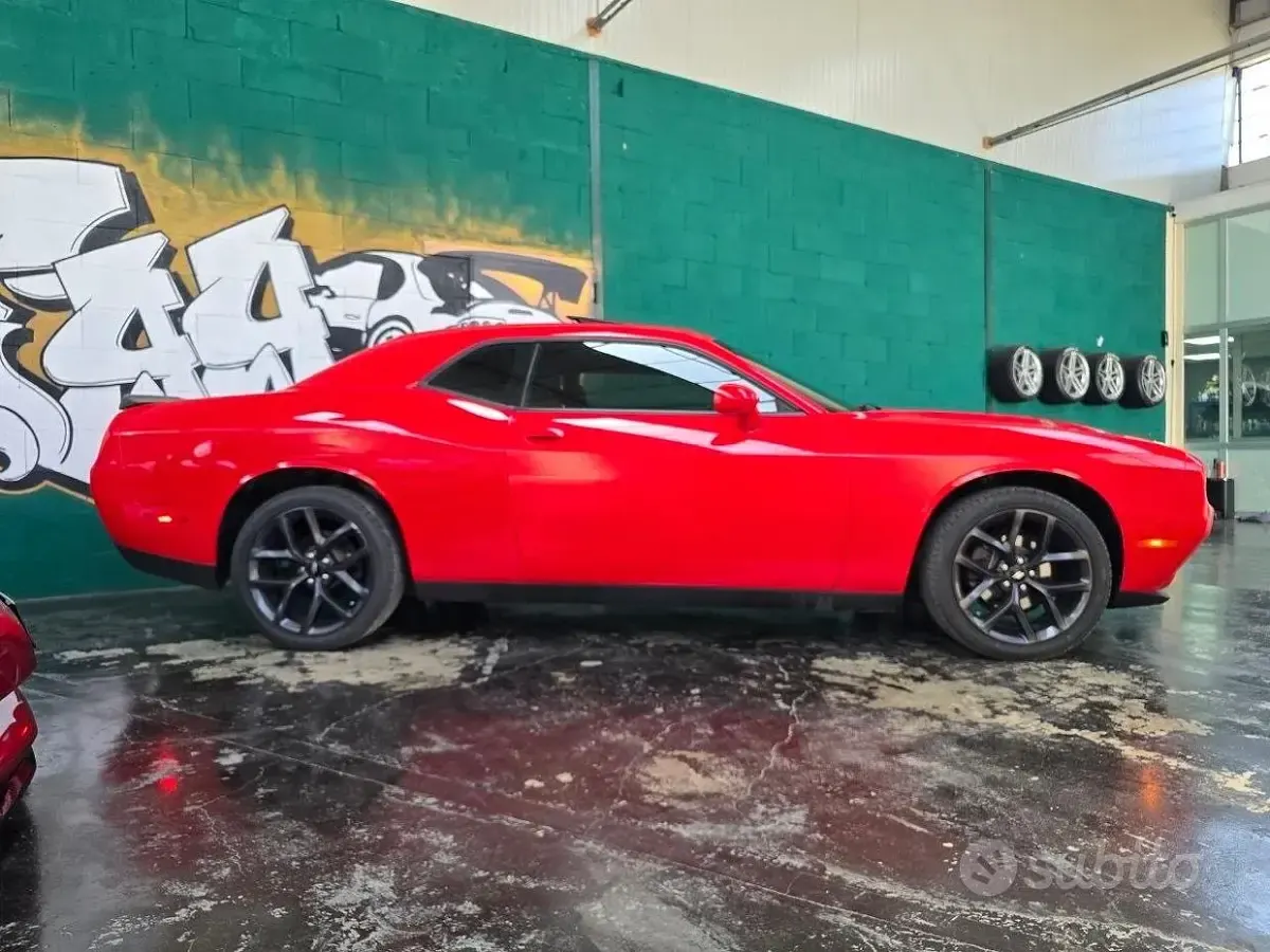 Usata Dodge Challenger SXT 306 CV (225 kW) 2019 Rosso Coupé