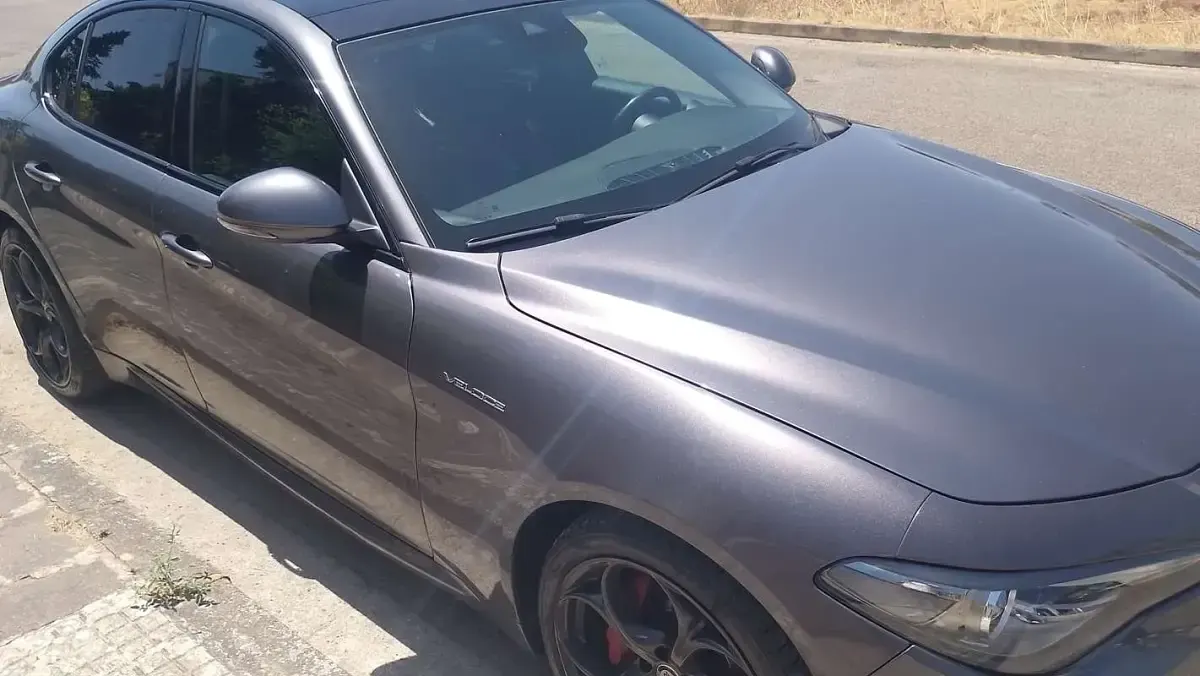 Usata Alfa Romeo Giulia Veloce 209 CV (153 kW) 2017 Grigio Berlina