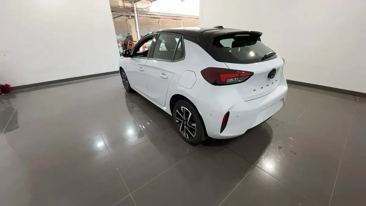 Nuova Opel Corsa S 100 CV (73 kW) 2025 Kontur white Utilitaria